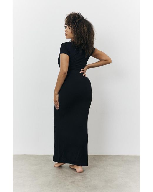 Fits Black Sculpting Cap Sleeve Maxi Dress