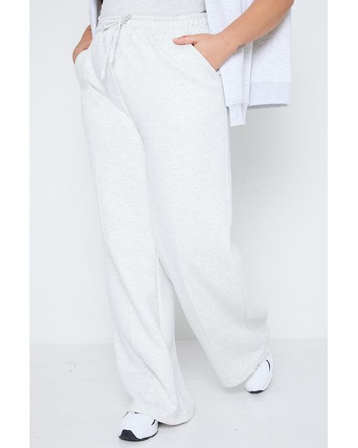 Fits White Fleeceback Straight Leg Jogger