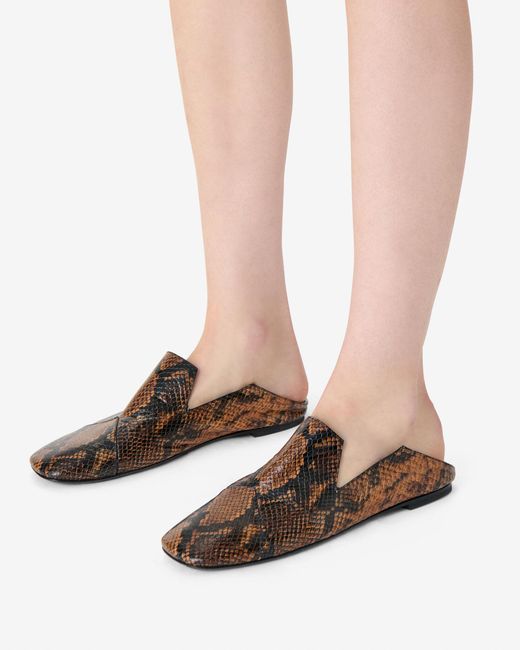 MULES PLATES IMPRIMÉ PYTHON IRO en coloris Brown