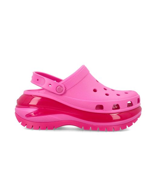 Crocs™ Classic Mega Crush Clog in Pink | Lyst
