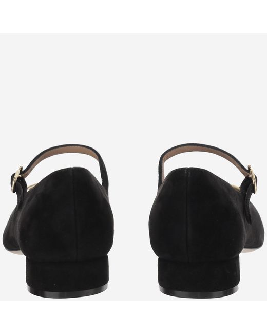 Ferragamo Black Leather Ballerinas