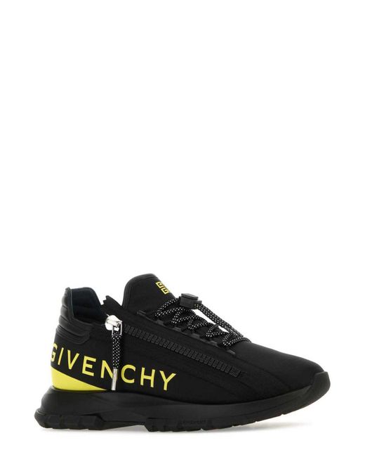 Givenchy Spectre Runner Low-top Sneakers in Black for Men | Lyst