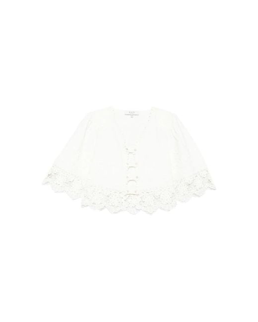 Sea White Tops
