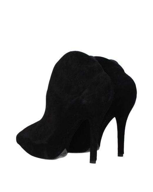 Alaïa Black Leather Ankle Boots