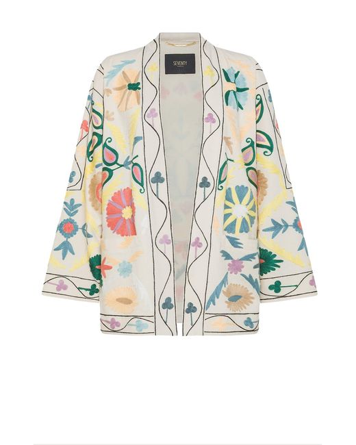 Seventy White Kimono With Hand Embroidery
