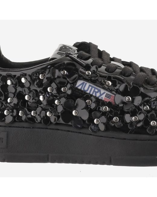 Autry Black Sneakers Medalist Low Leather Trainers