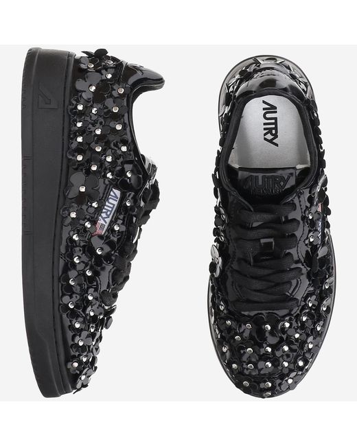 Autry Black Sneakers Medalist Low Leather Trainers