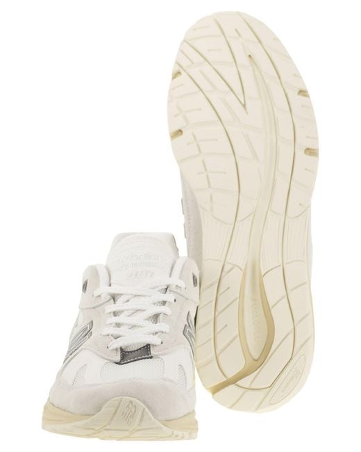 New Balance White 991V2