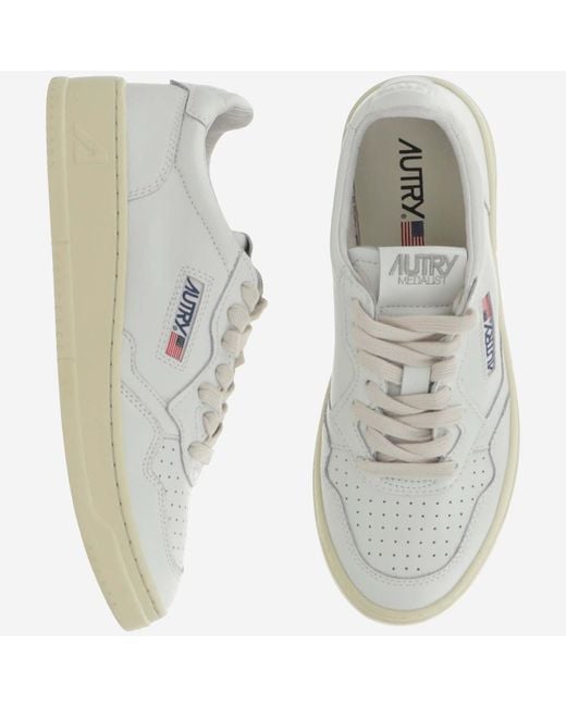 Autry White Sneakers Medalist Low Leather Trainers