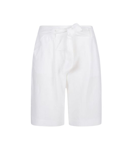 Eleventy White Bermuda Shorts