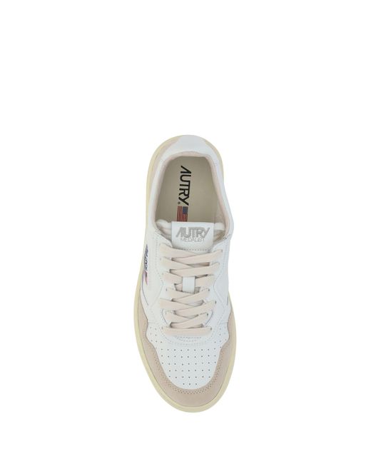 Autry White Medalist Low Sneakers