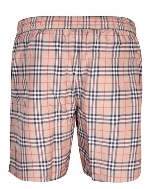 Burberry print shop shorts