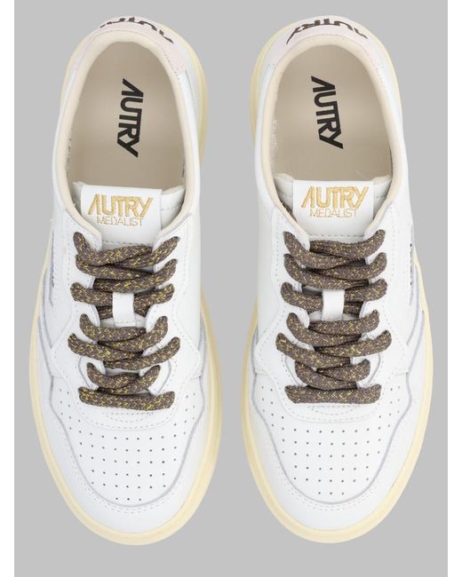 Autry White Sneaker "Medalist Low"