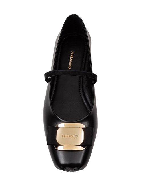 Ferragamo Black Elegant Zina Ballerina Flats For