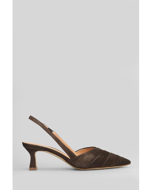 Julie Dee Brown Pumps