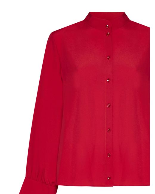 Momoní Red Shirt