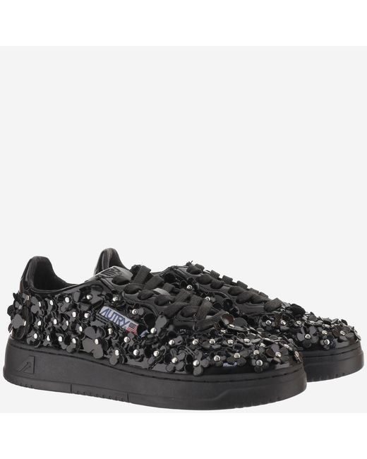 Autry Black Sneakers Medalist Low Leather Trainers