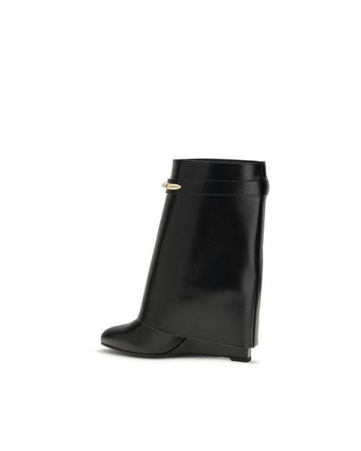 Givenchy Black Calf Leather Bos Taurus Ankle Boots