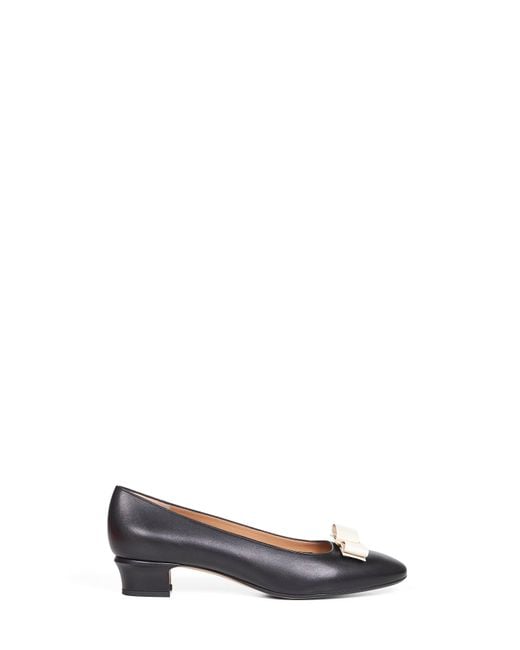 Ferragamo White And Mascarpone Leather Vara Bow Pumps Calf Ballerina Shoes