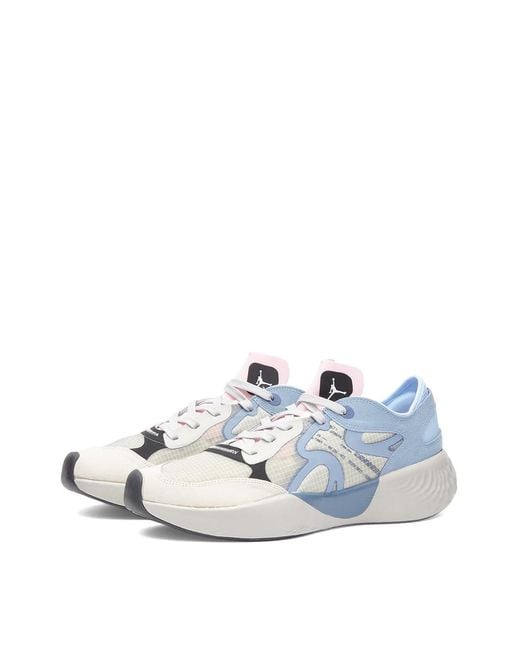 no_brand_found White Jordan Delta 3 Low Sneakers Shoes for men