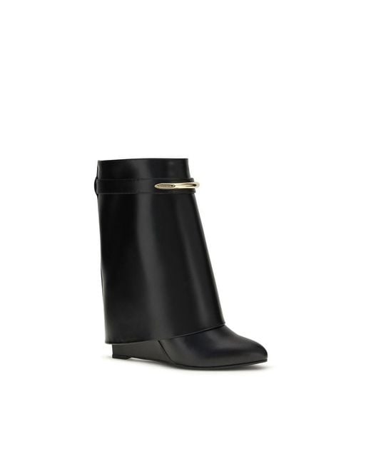 Givenchy Black Calf Leather Bos Taurus Ankle Boots