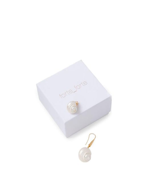 Forte_forte White Shell Earrings
