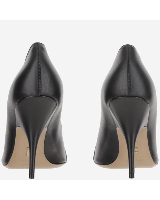 Ferragamo Black Leather Pumps