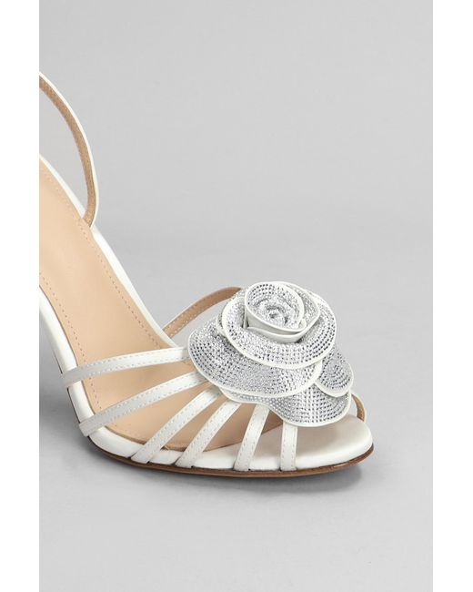 Lola Cruz White Rose 95 Sandals