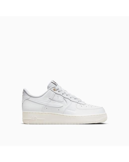 Nike Air Force 1 07 Premium Sneakers Dz5616-100 in White | Lyst UK