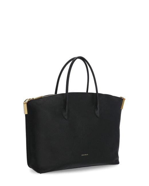 Coccinelle Estelle Shoulder Bag in Black | Lyst