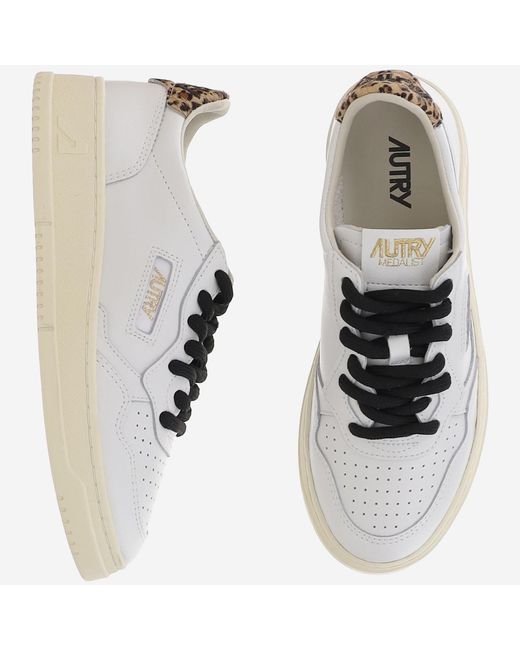 Autry White Sneakers Medalist Low Leather Leather/Rubber Trainers