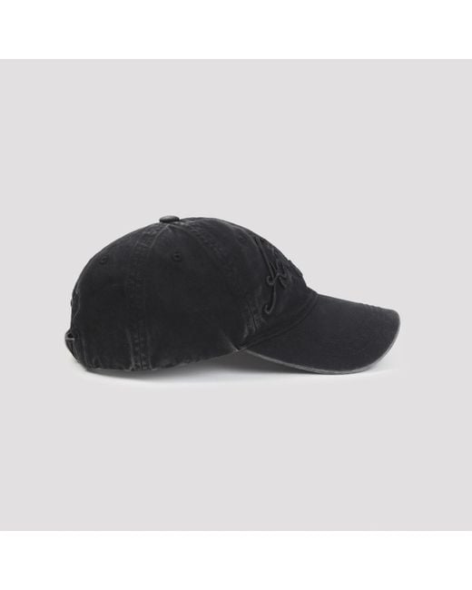 Acne Black Hat