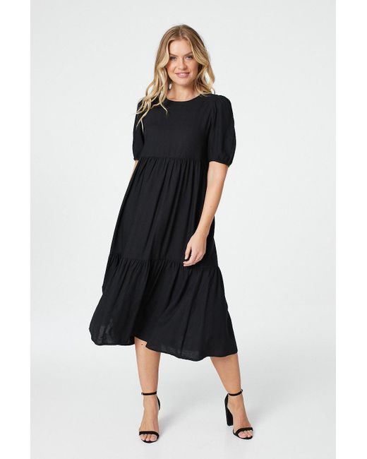 Izabel London Tiered Short Sleeve Smock Dress in Black | Lyst UK