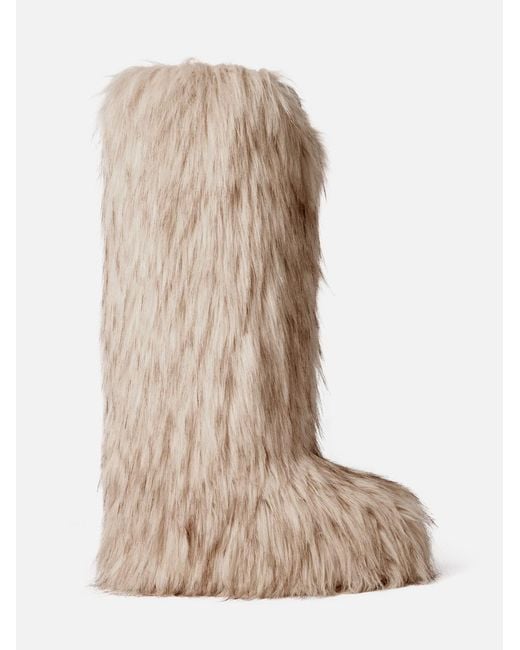 Jacquemus Natural The Yeti Moon Boot