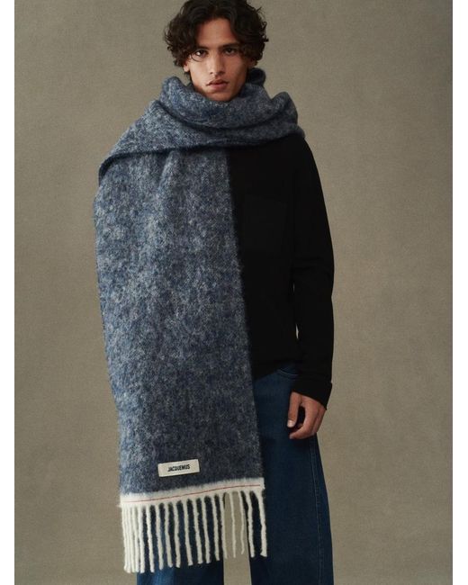 L'Écharpe Carro Jacquemus en coloris Blue