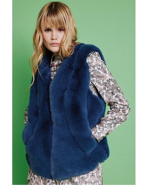 Jayley Green Faux Fur Vest Size: M (Uk 12)