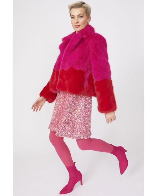 Jayley Red And Bamboo Faux Fur Two Tone Double Cropped Coat Size