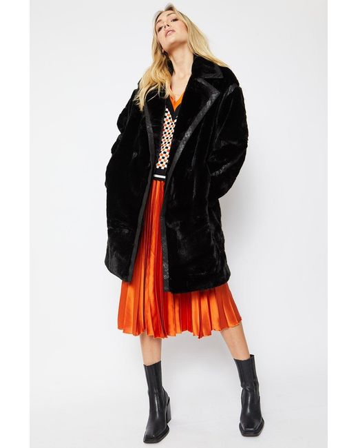 Jayley Black Faux Fur Oversized Coat With Faux Suede Details