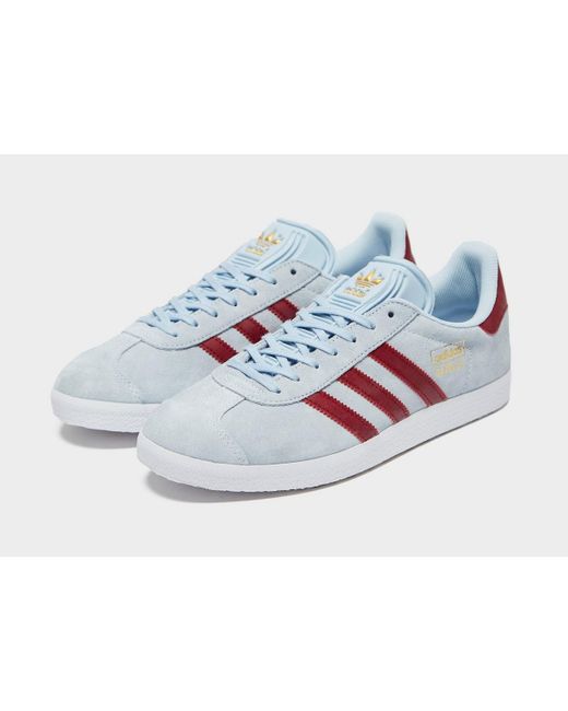 burgundy and blue gazelles