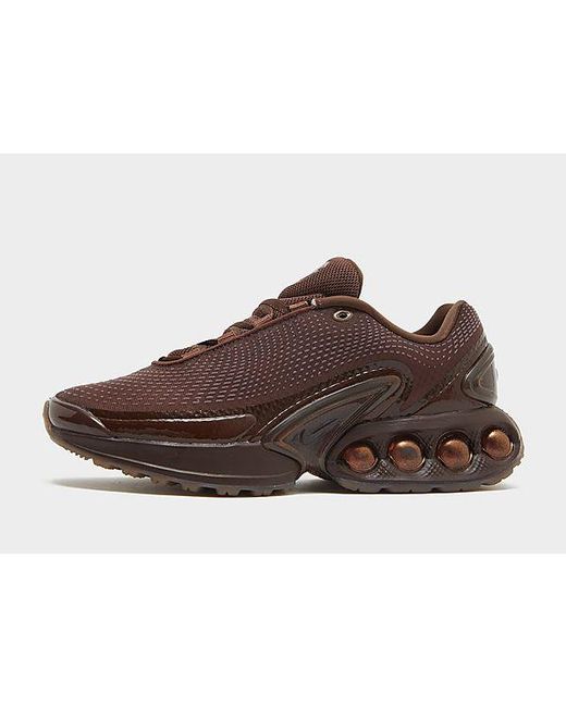 Air Max Dn x Isamaya Ffrench di Nike in Brown