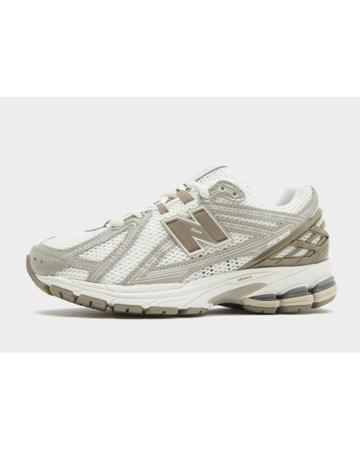 1906R di New Balance in Metallic