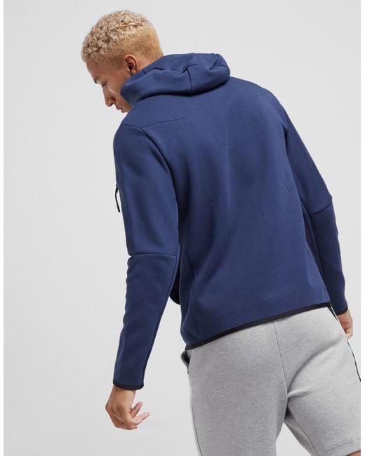 sweat tech fleece windrunner
