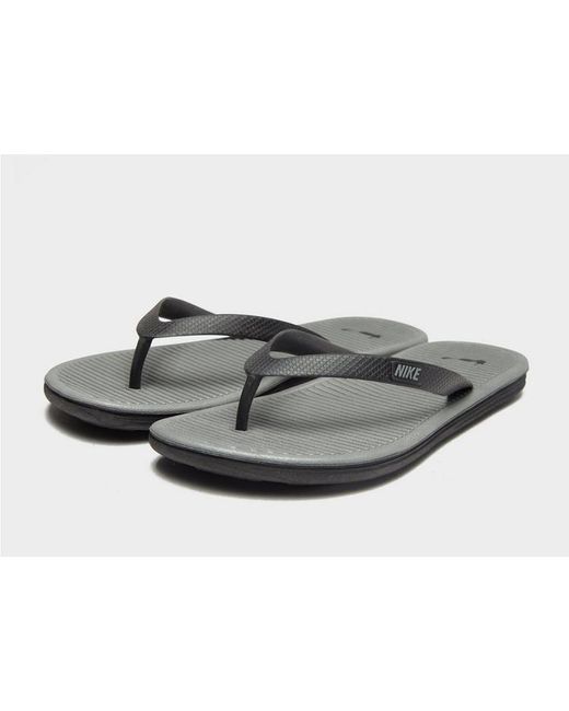 jd sports nike flip flops