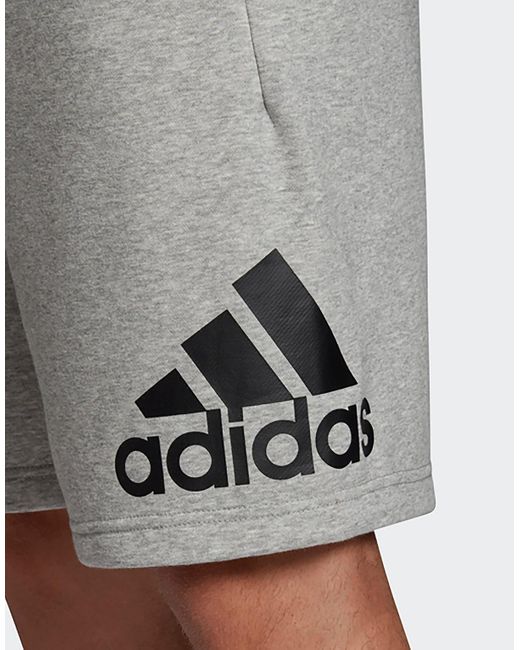 must have badge of sport shorts
