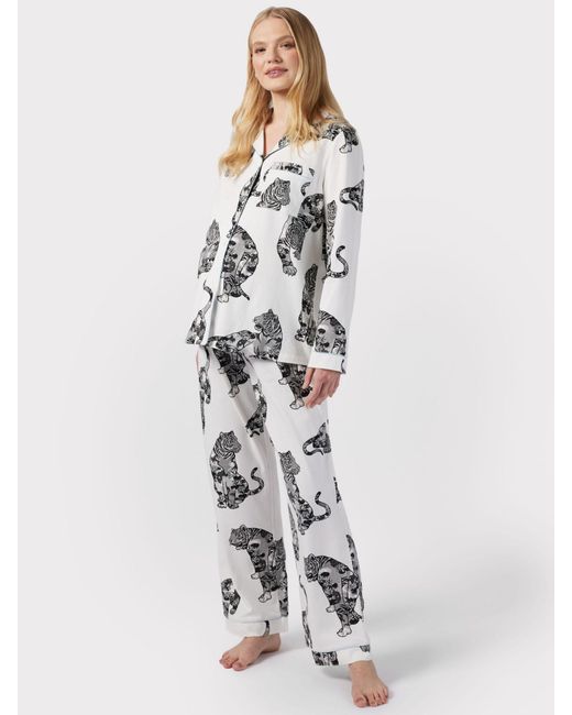 Chelsea Peers White Maternity Tiger Print Pyjama Set