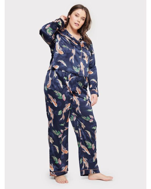 Chelsea Peers Blue Curve Satin Koi Fish Print Long Pyjama Set