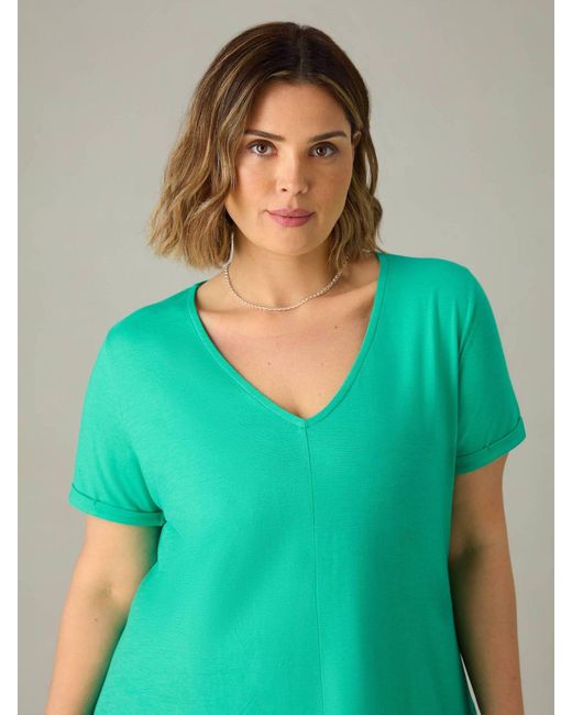Live Unlimited Green Curve Cotton Slub V-neck T-shirt
