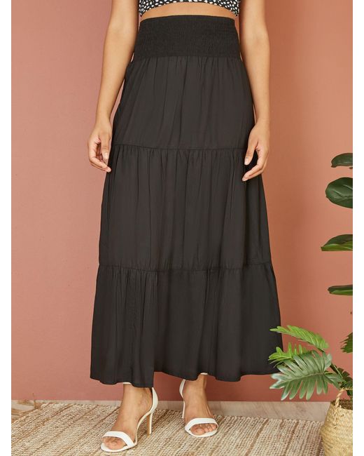 Yumi' Black Tiered Midi Skirt