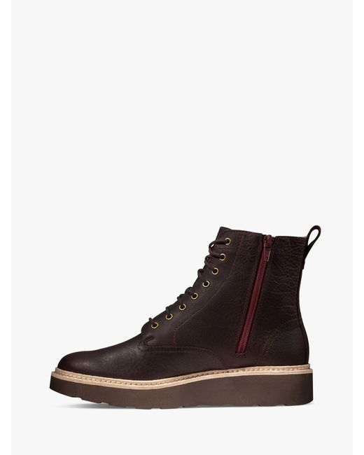 clarks trace pine boots