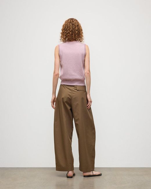 Johnstons Natural Iris Light Classic Cashmere Tank